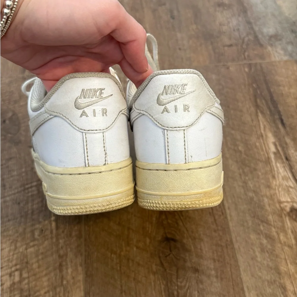 Nike Air Force 1 ‘07 Sneaker Tennis Shoes, Size Men 7.5